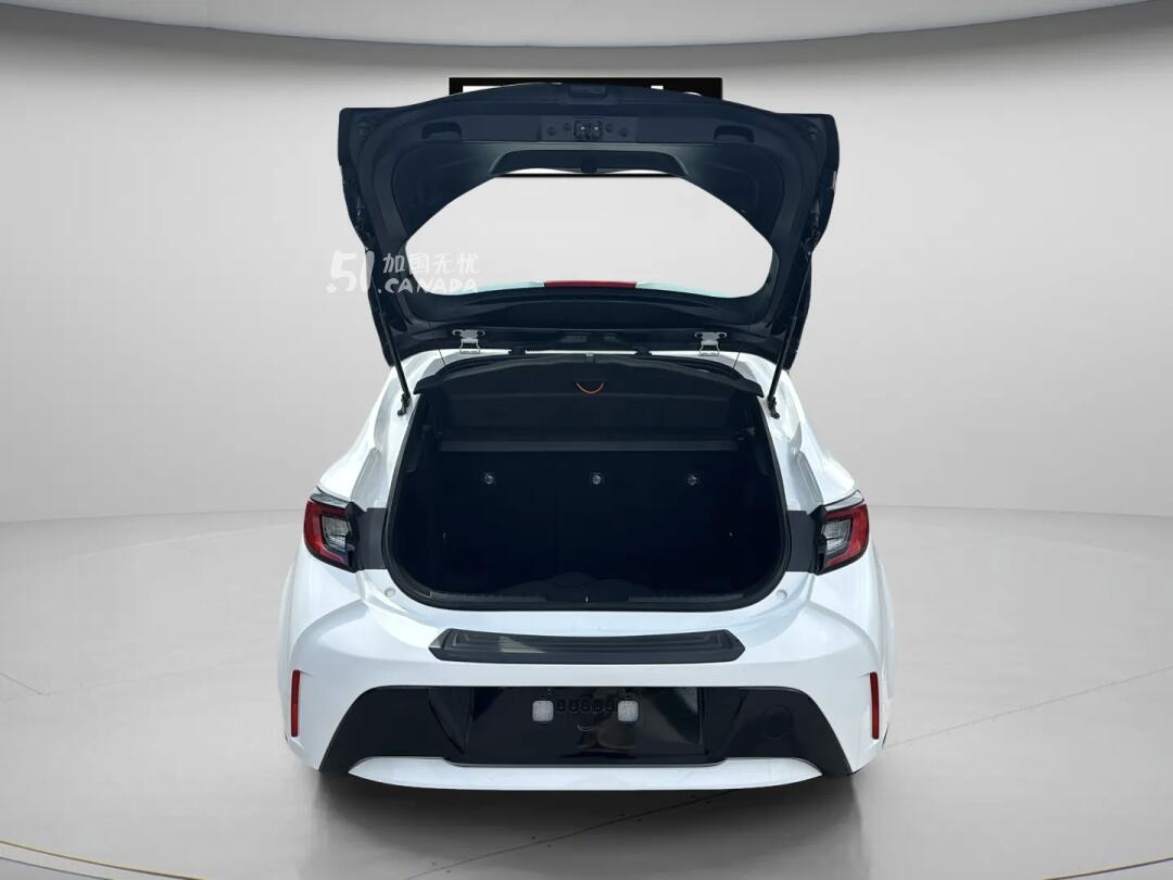 2025 Toyota Corolla view 8