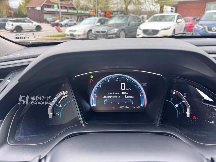 2018 Honda Civic view 4