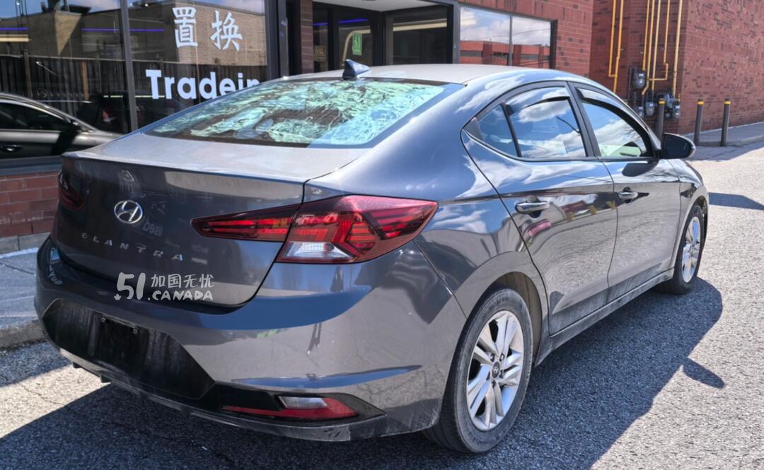 2019 Hyundai Elantra view 7