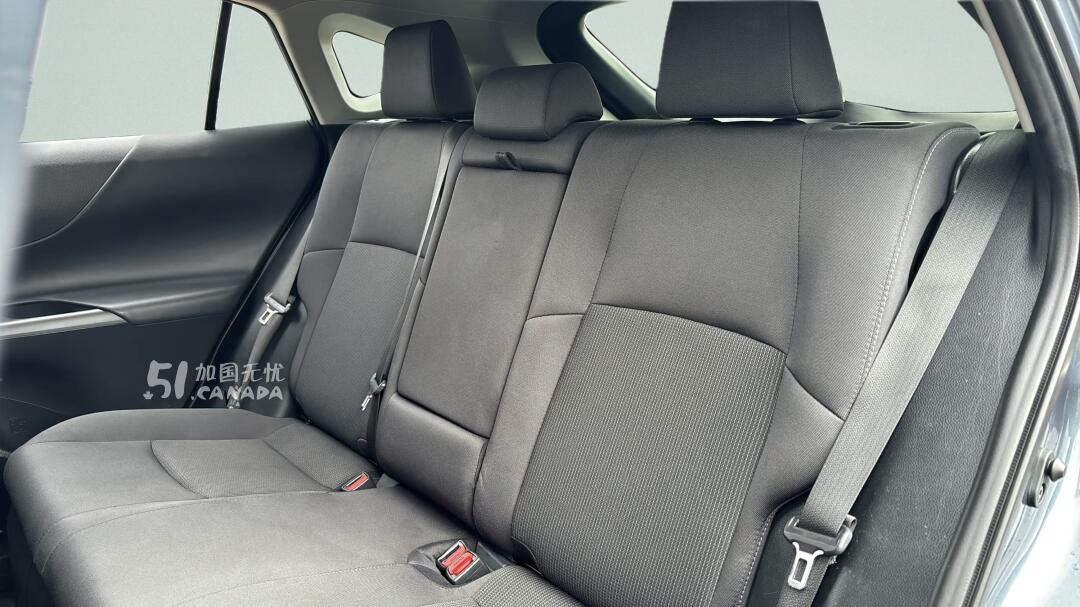 2023 Toyota Venza view 9