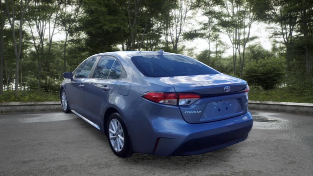2025 Toyota Corolla view 3