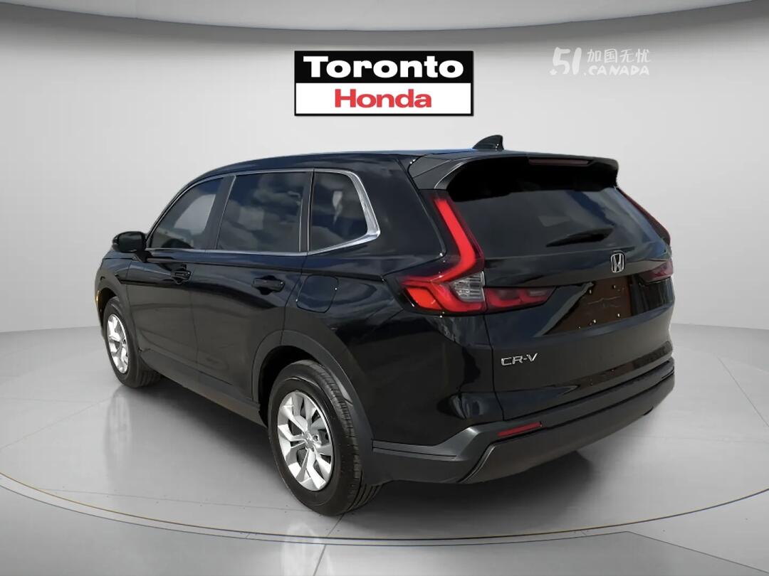 2025 Honda CR-V view 4