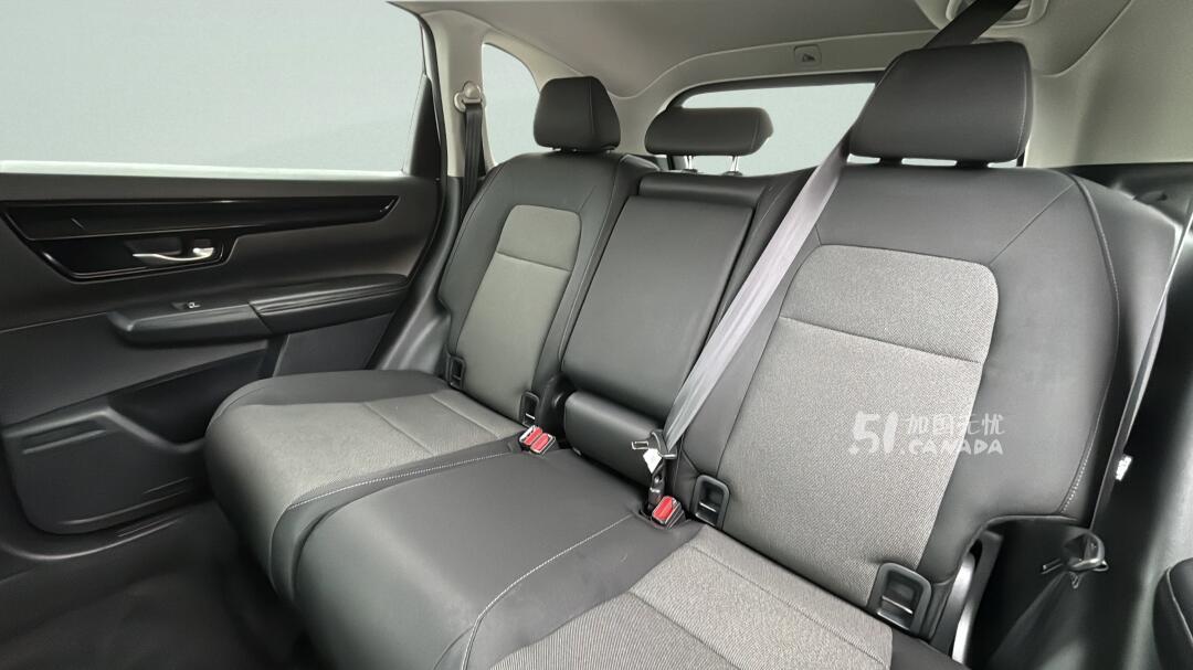 2025 Honda CR-V view 8