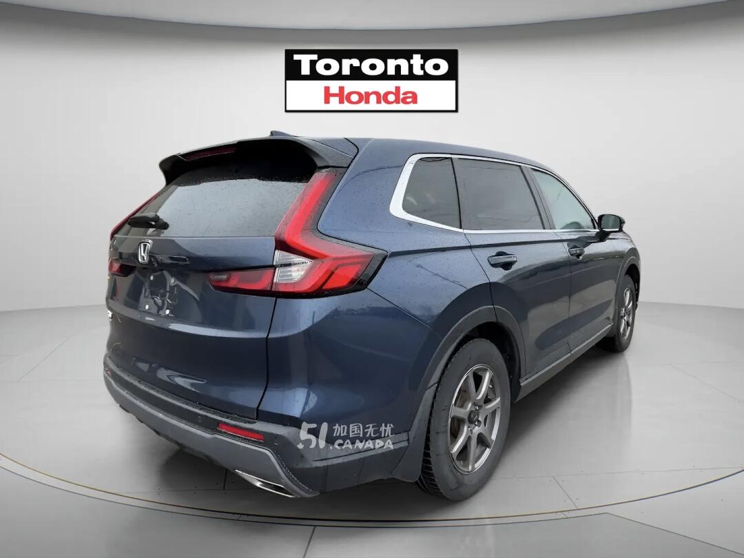 2024 Honda CR-V view 4