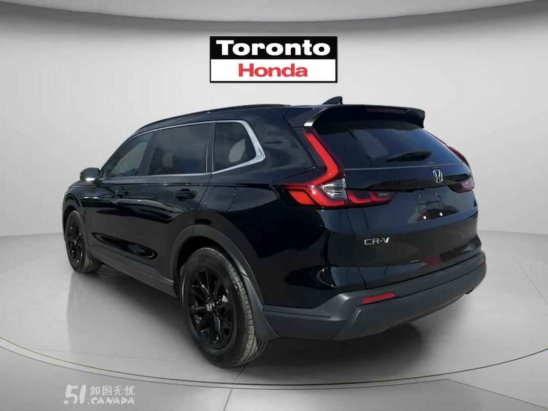 2024 Honda CR-V view 4