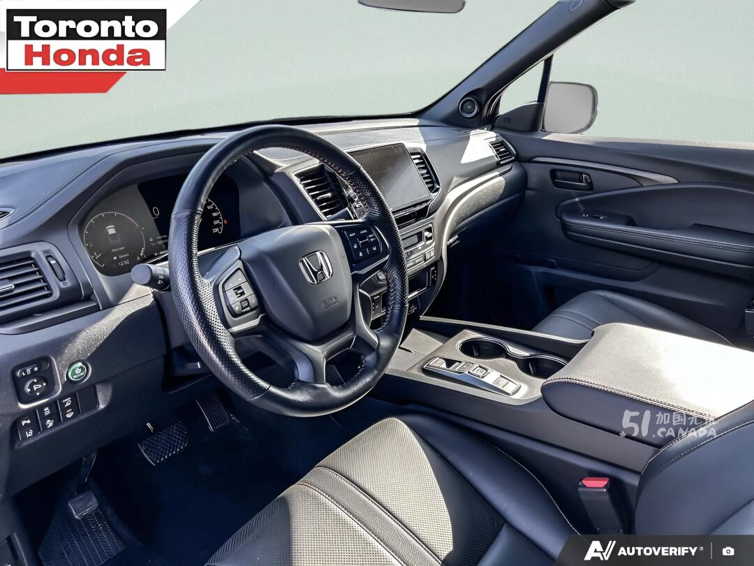 2025 Honda Ridgeline view 6