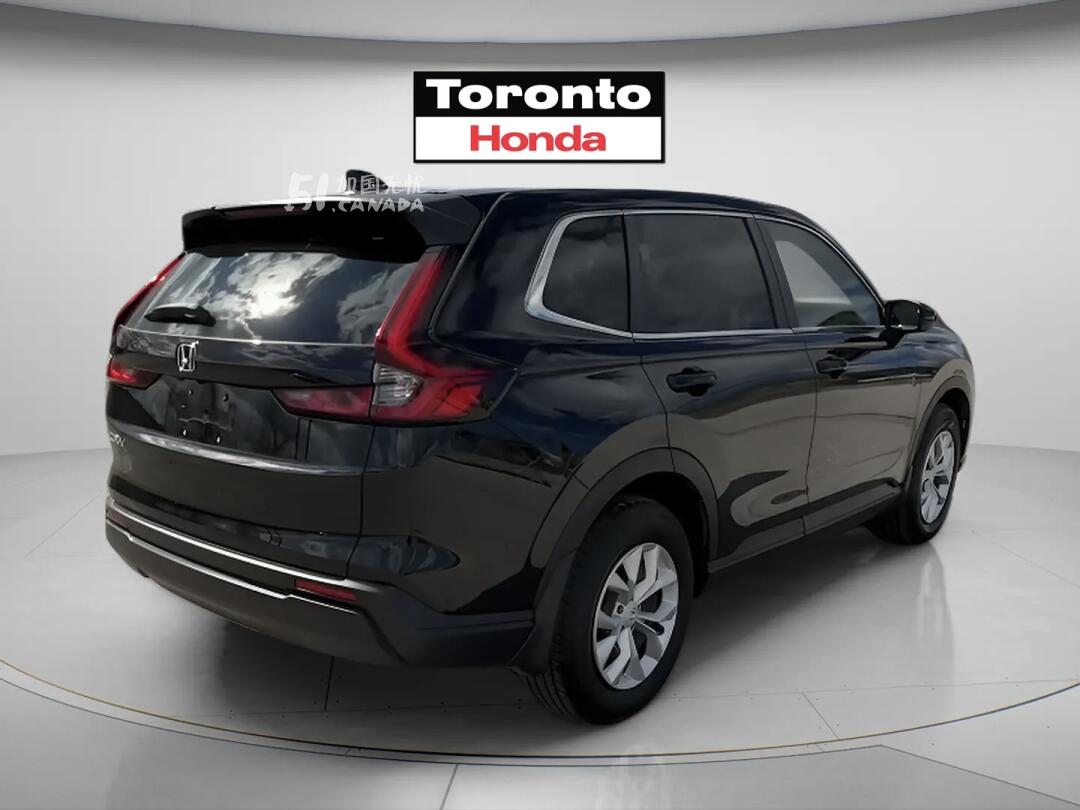 2025 Honda CR-V view 3