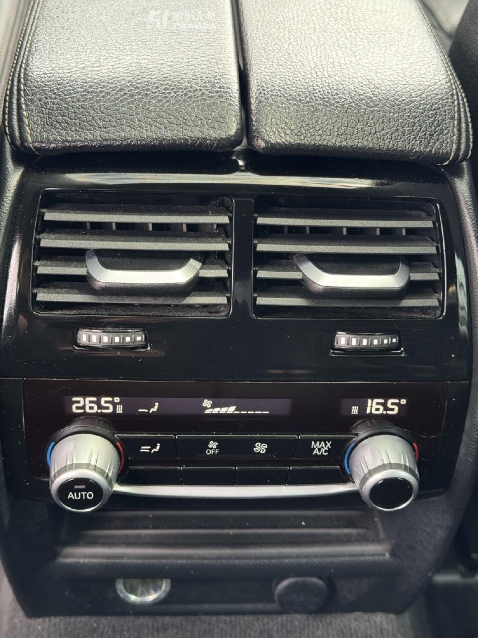 2017 BMW 5 Series view 7