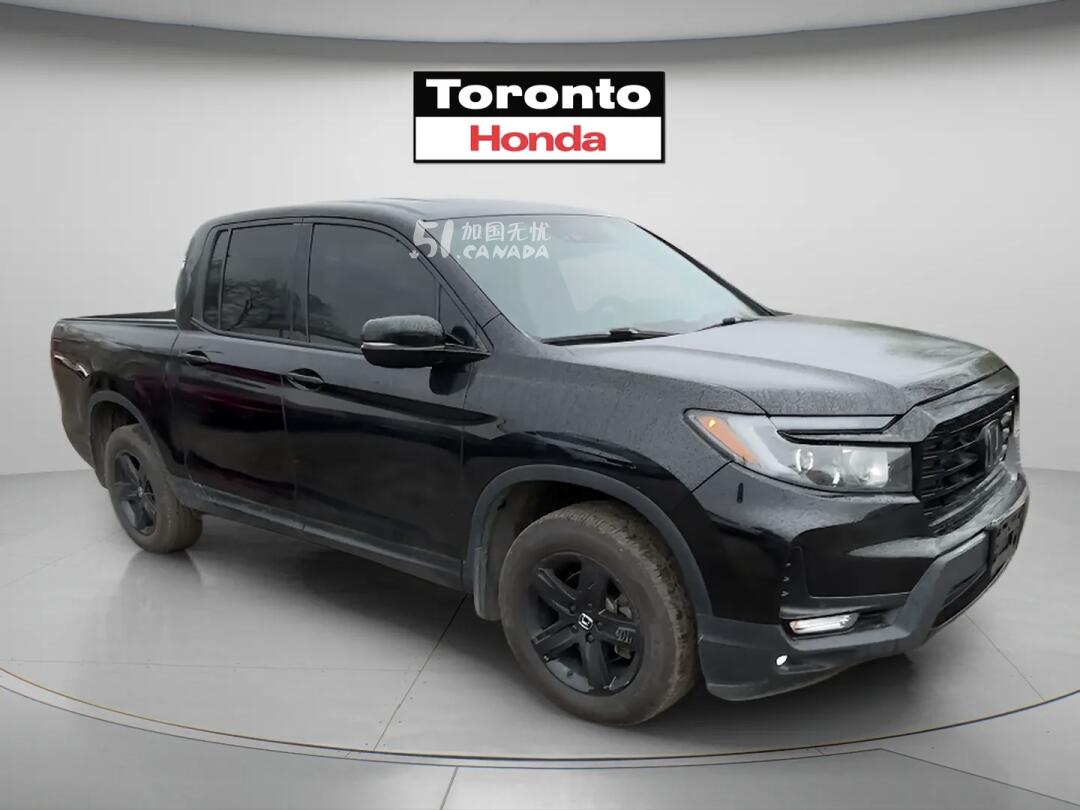 2022 Honda Ridgeline view 2