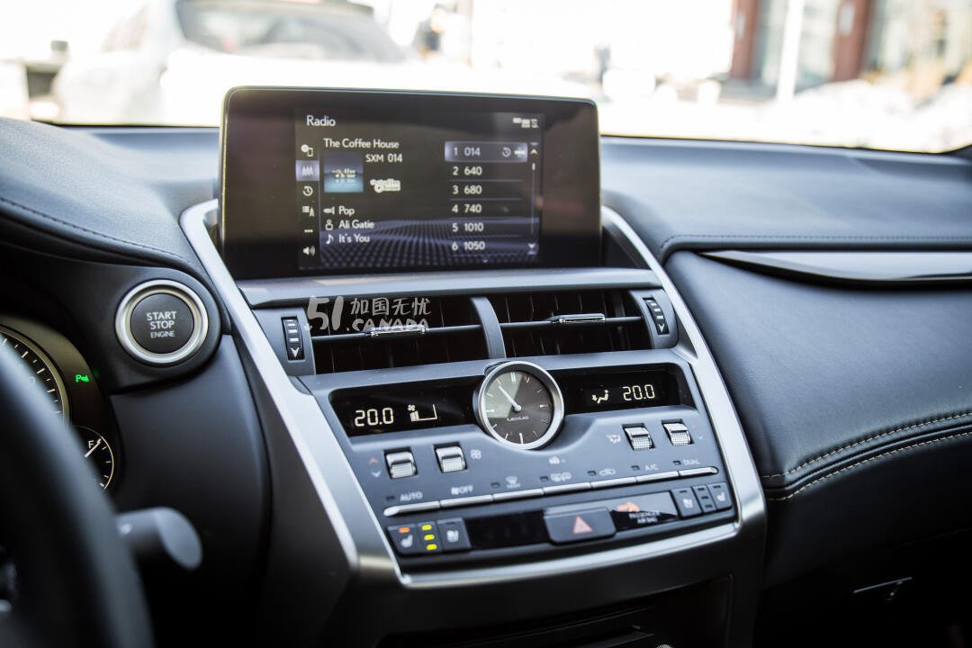 2020 Lexus NX 300 view 3