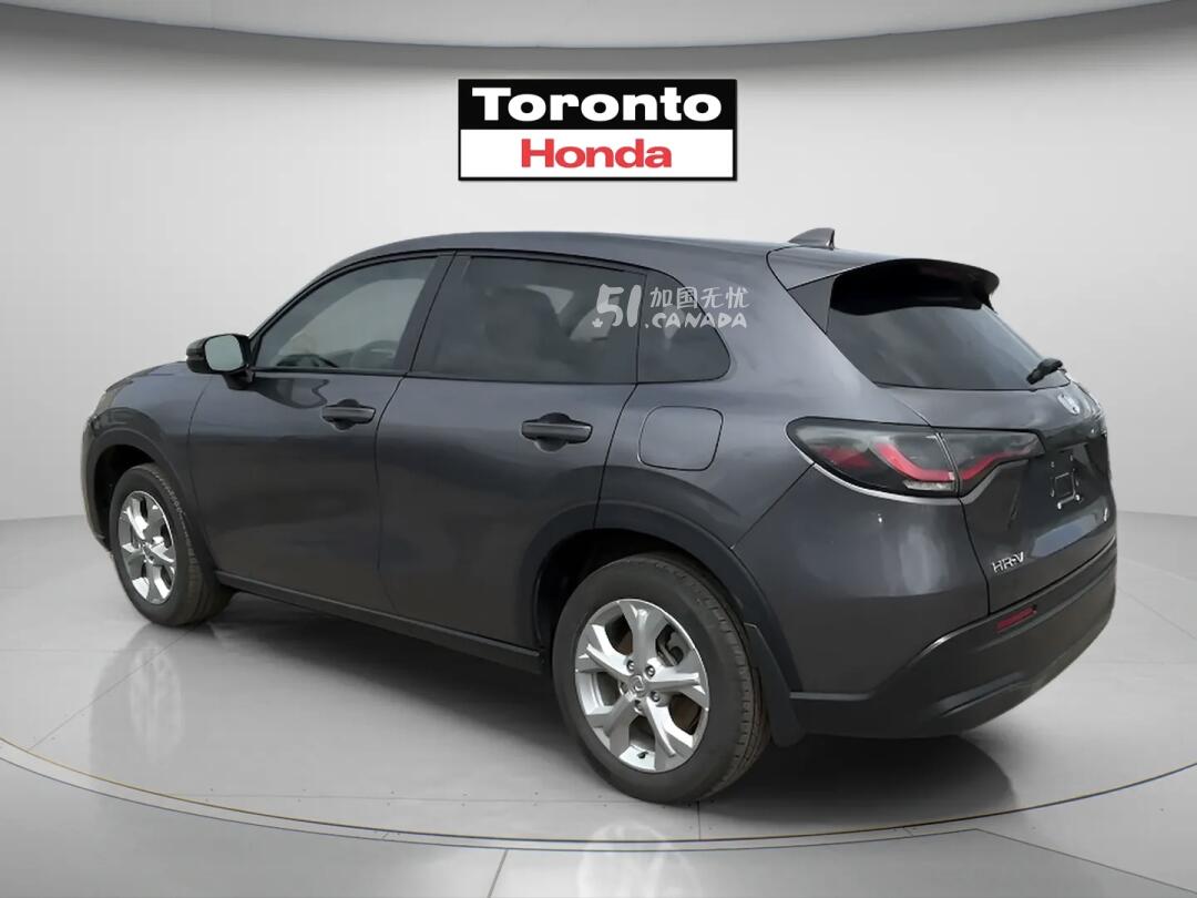 2023 Honda HR-V view 4