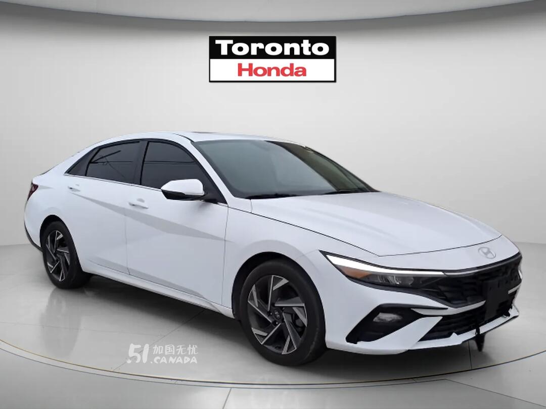 2025 Hyundai Elantra view 1