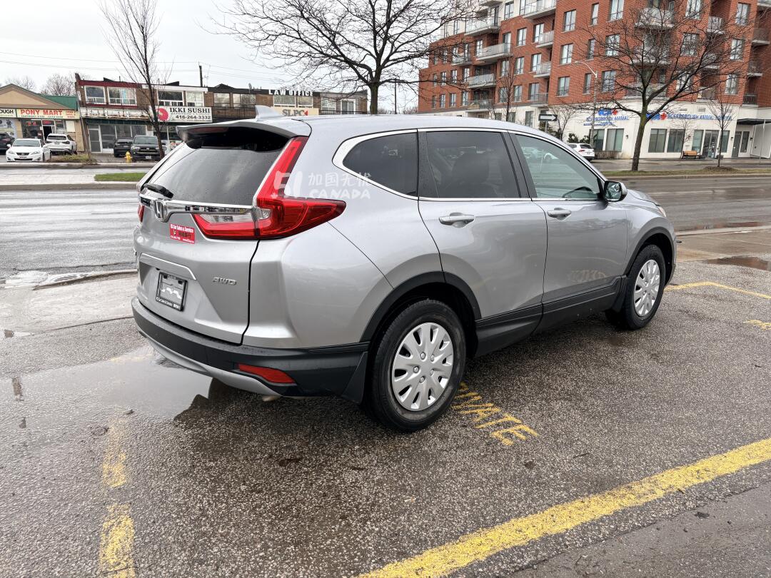 2018 Honda CR-V view 5