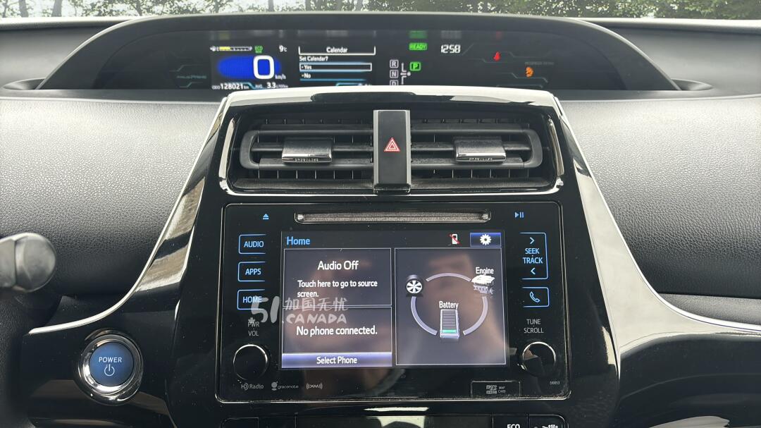2018 Toyota Prius Prime view 5