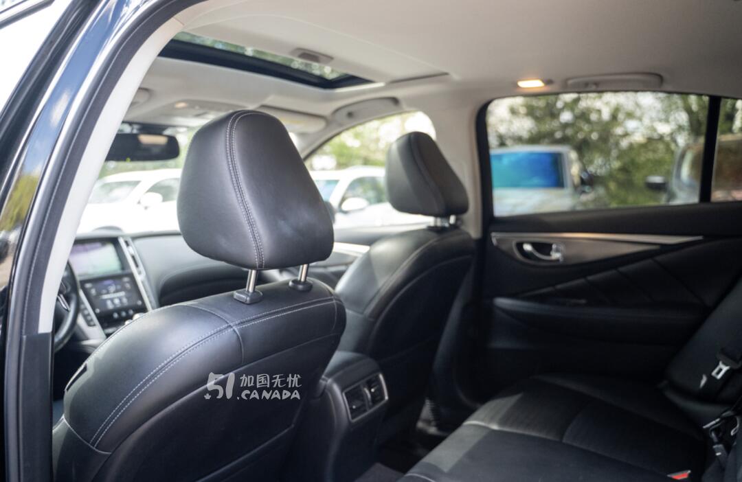 2019 Infiniti Q50 view 5