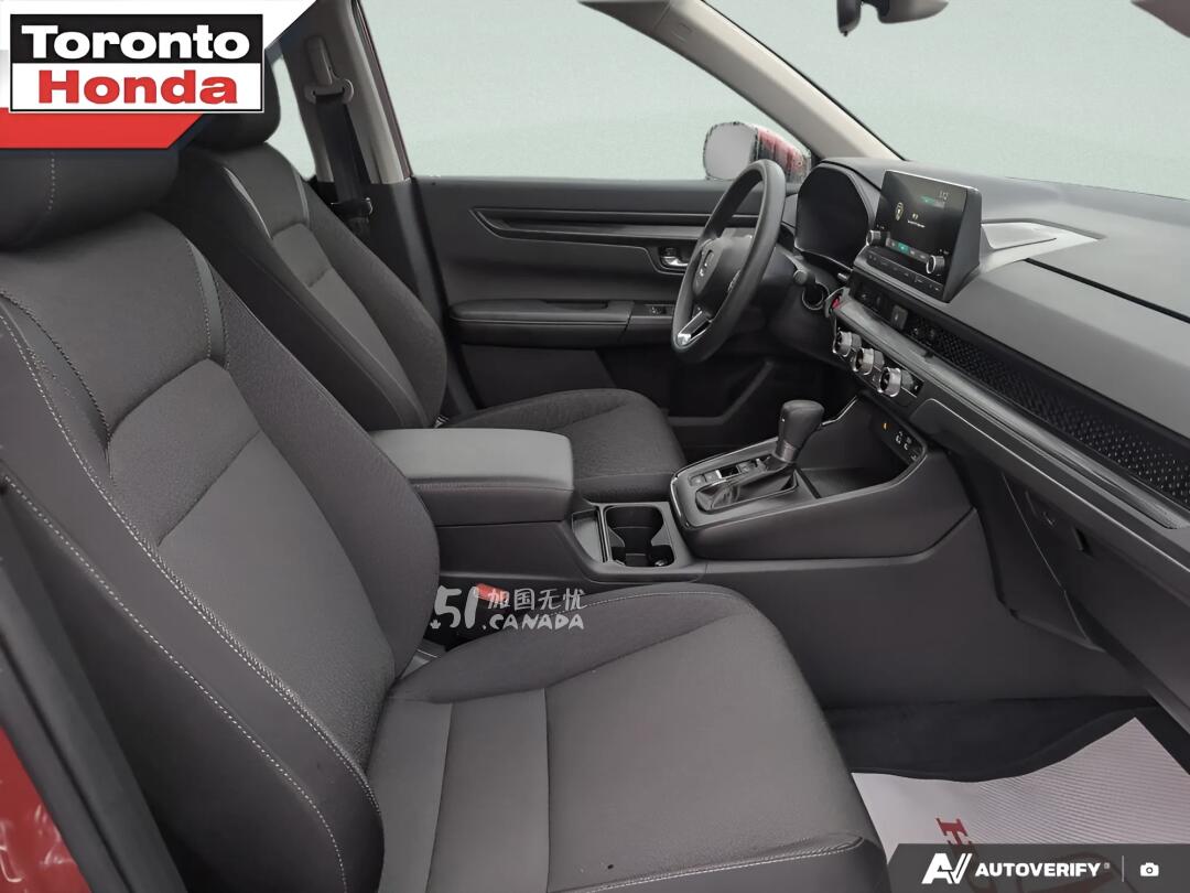2025 Honda CR-V view 8