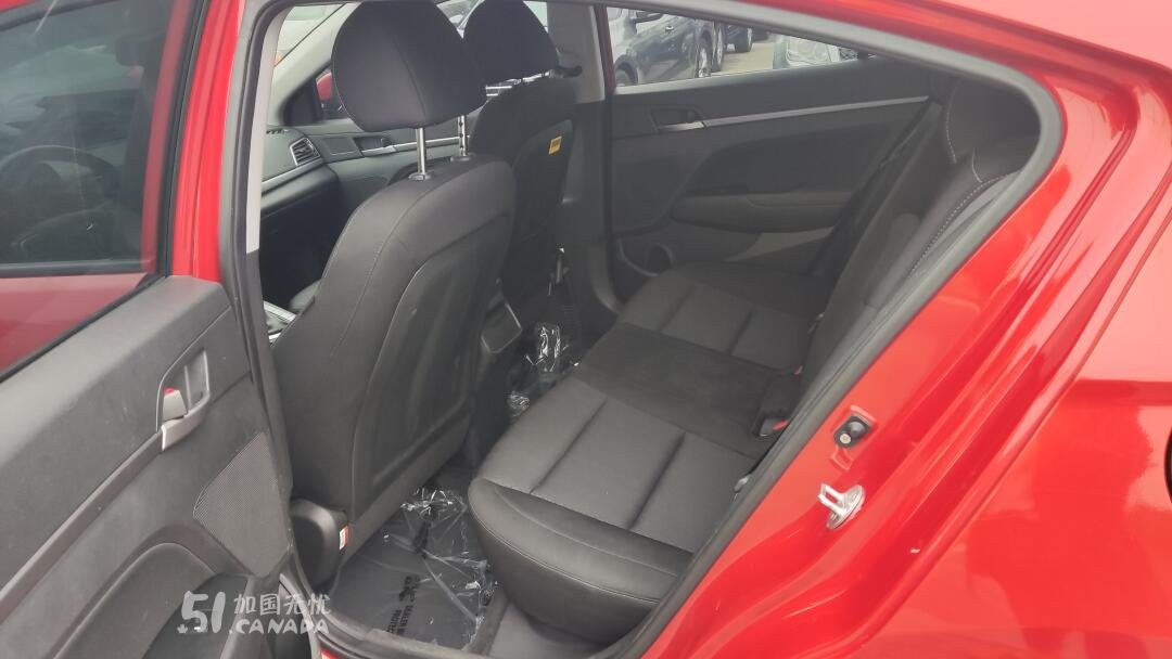 2018 Hyundai Elantra view 8