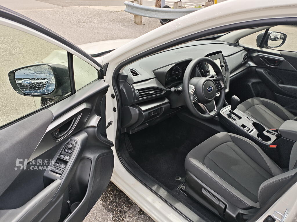 2024 Subaru Impreza view 3