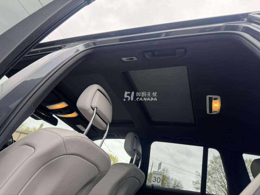 2015 Mercedes-Benz GLK view 7