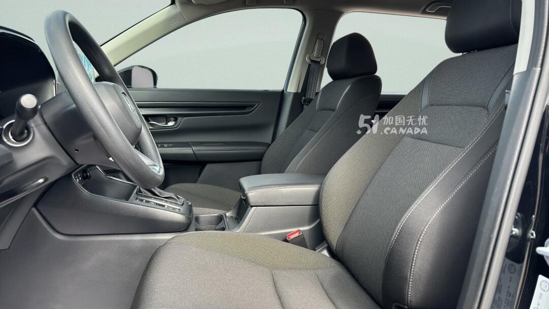2025 Honda CR-V view 7