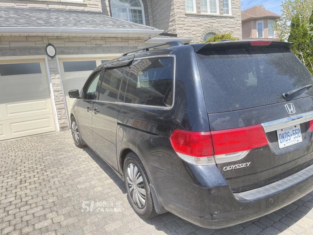 2008 Honda Odyssey view 2