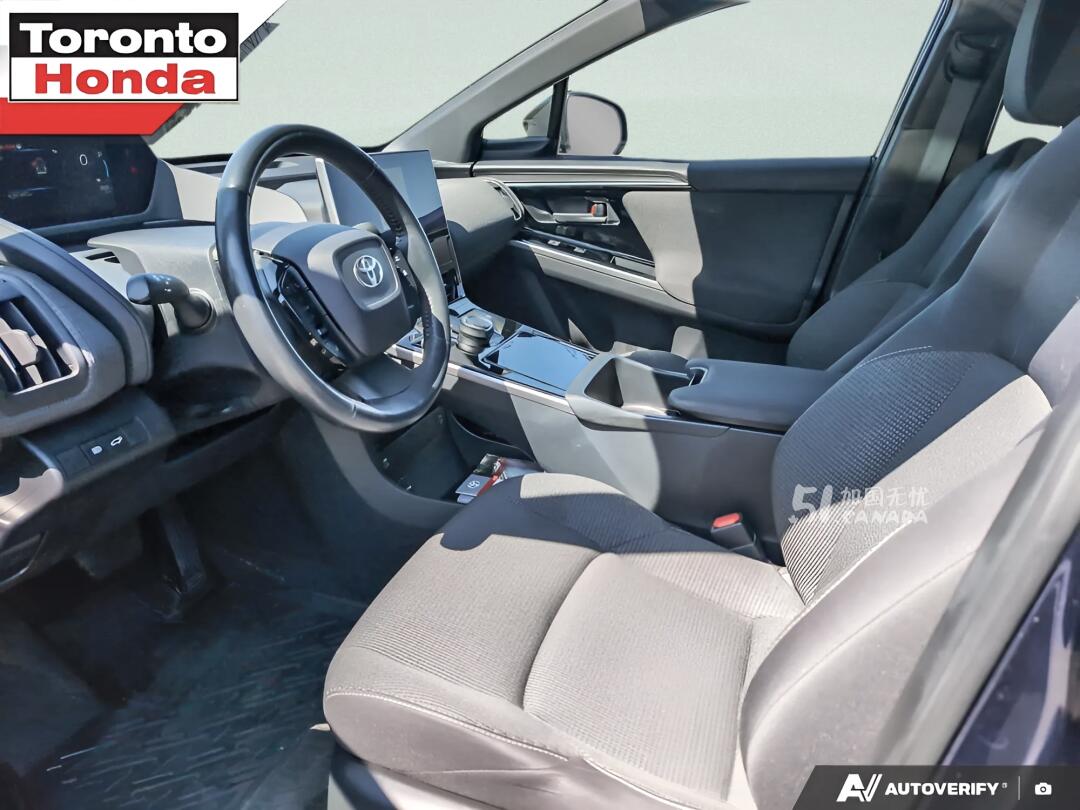 2023 Toyota bZ4X view 8
