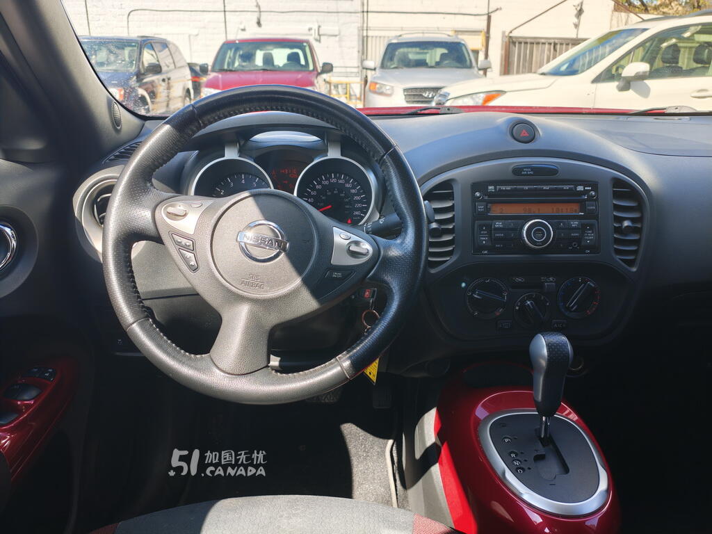 2014 Nissan Juke view 5