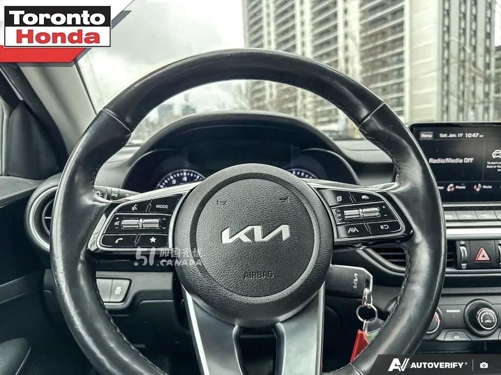 2022 Kia Forte view 5