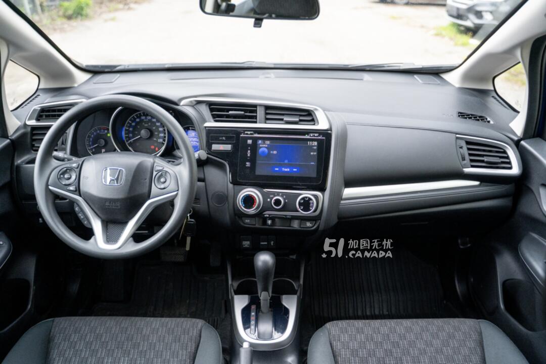2016 Honda Fit view 5
