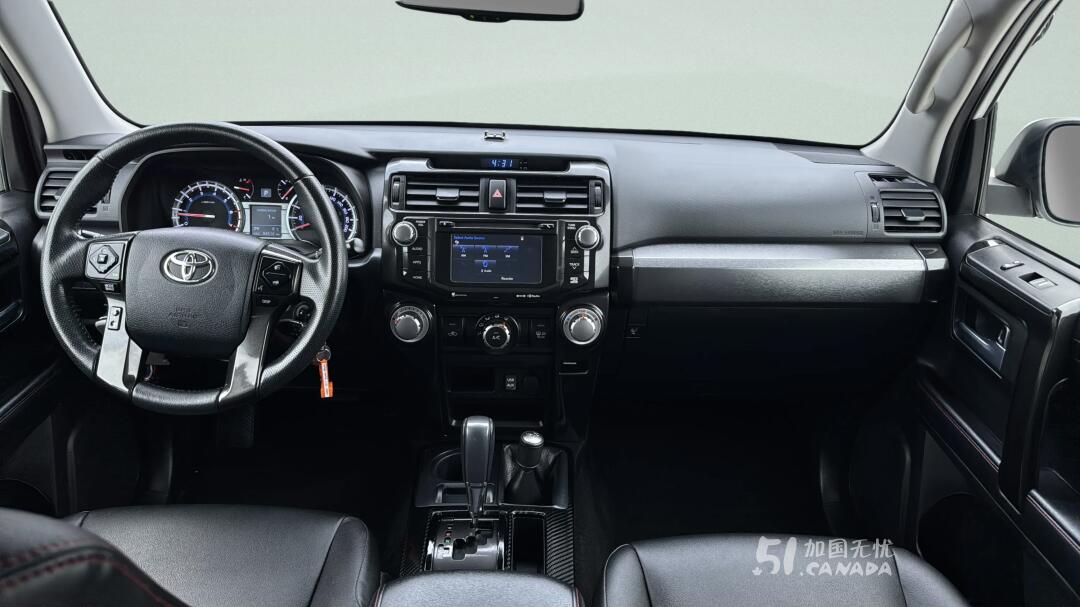 2017 Toyota 4-Runner view 6