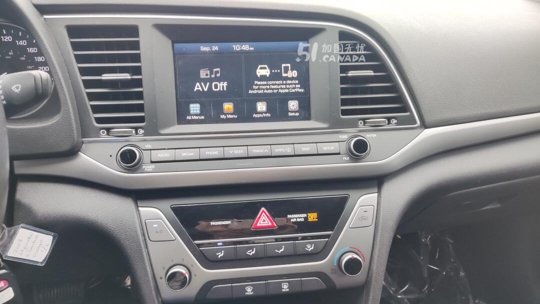 2018 Hyundai Elantra view 9