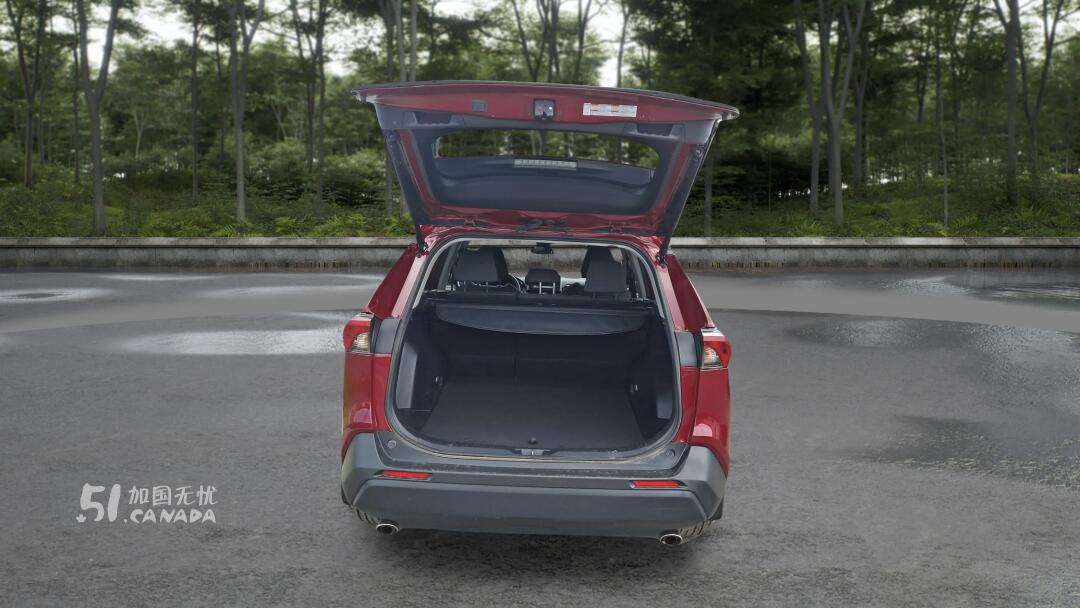 2024 Toyota RAV 4 view 9
