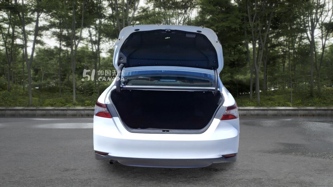 2023 Toyota Camry view 8