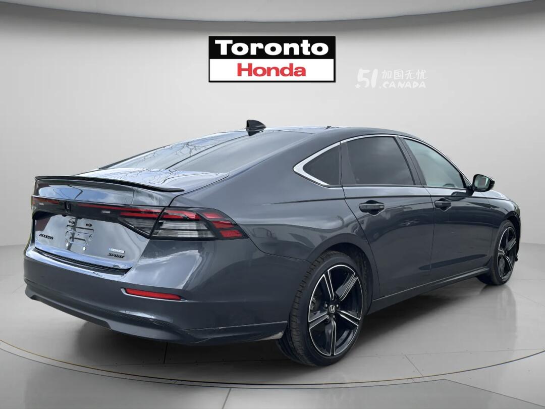 2024 Honda Accord view 3