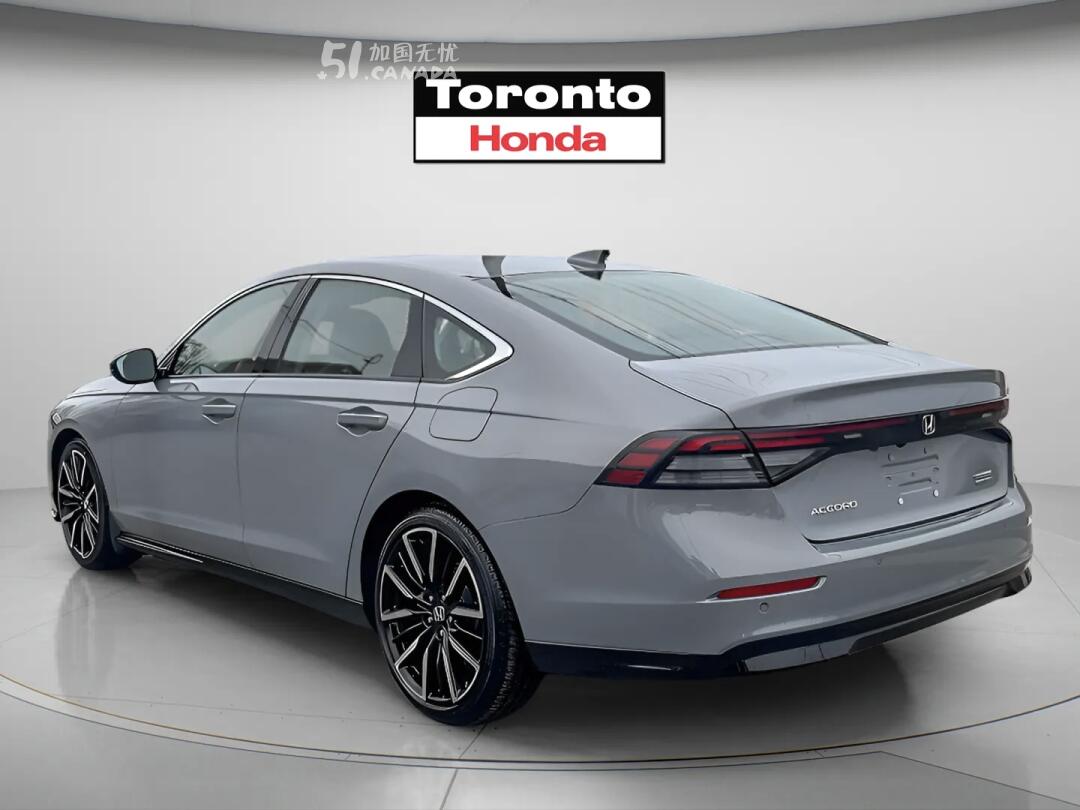 2025 Honda Accord view 3