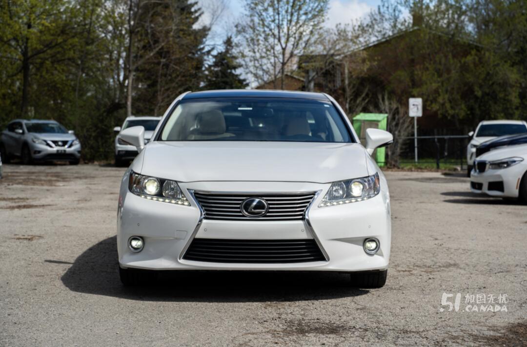 2015 Lexus ES