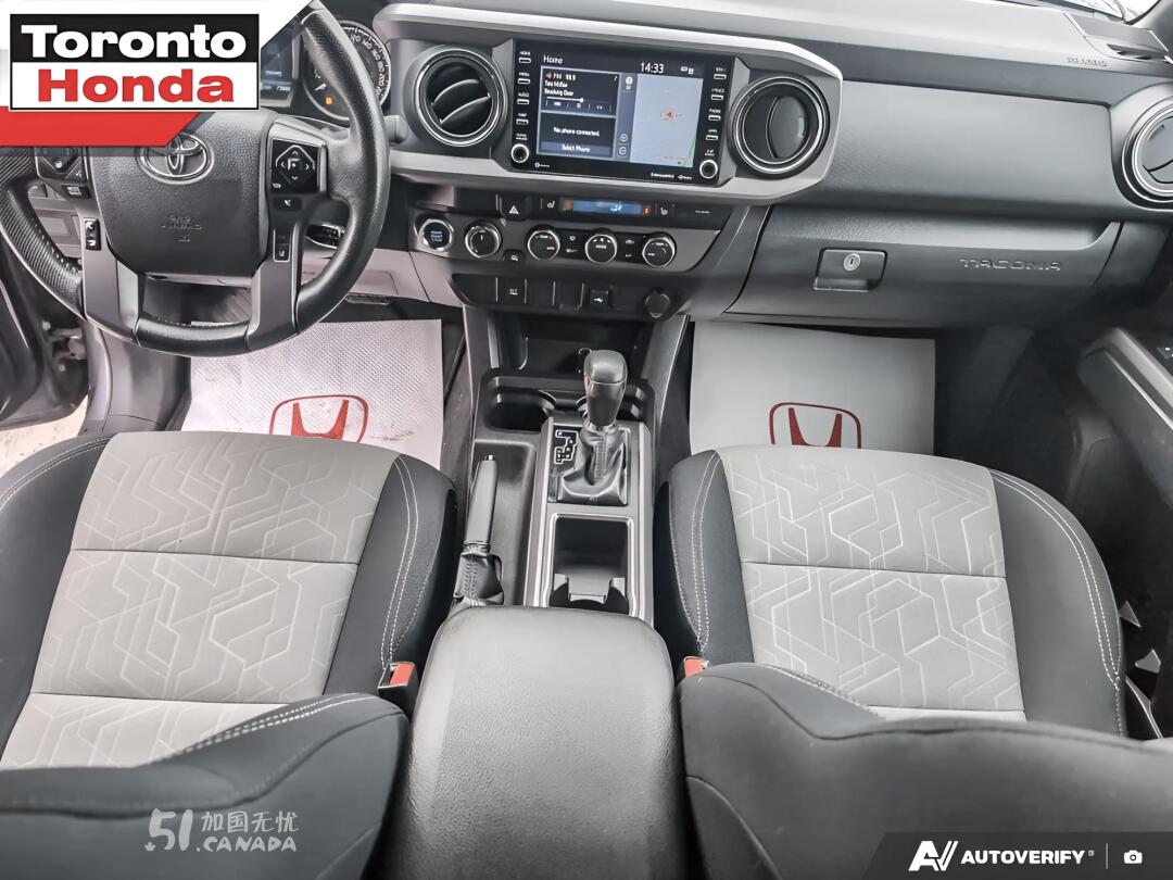 2023 Toyota Tacoma view 7