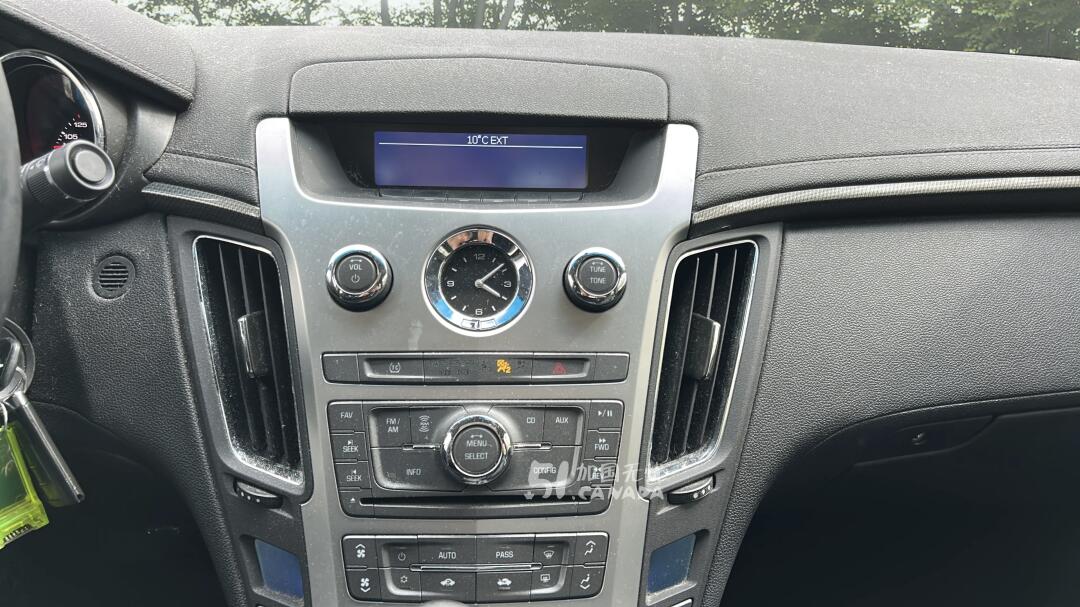 2010 Cadillac CTS view 8