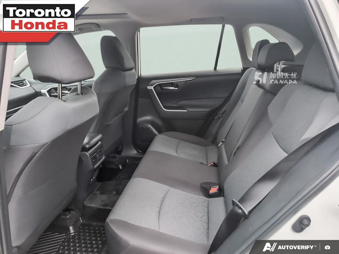 2025 Toyota RAV 4 view 9