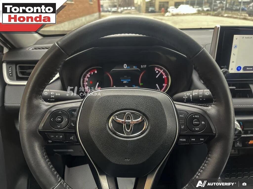 2025 Toyota RAV 4 view 5