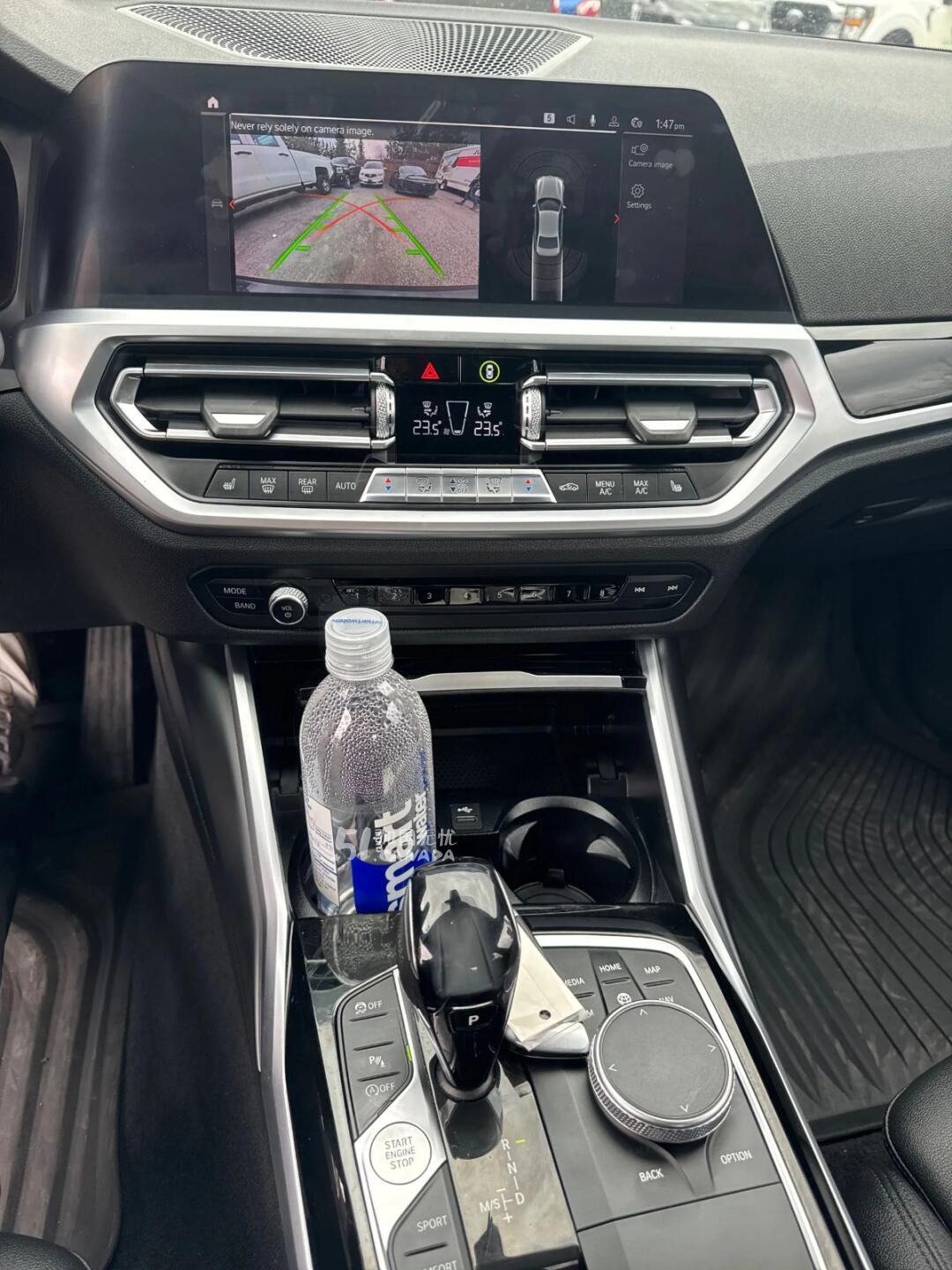 2019 BMW 3 Series view 3