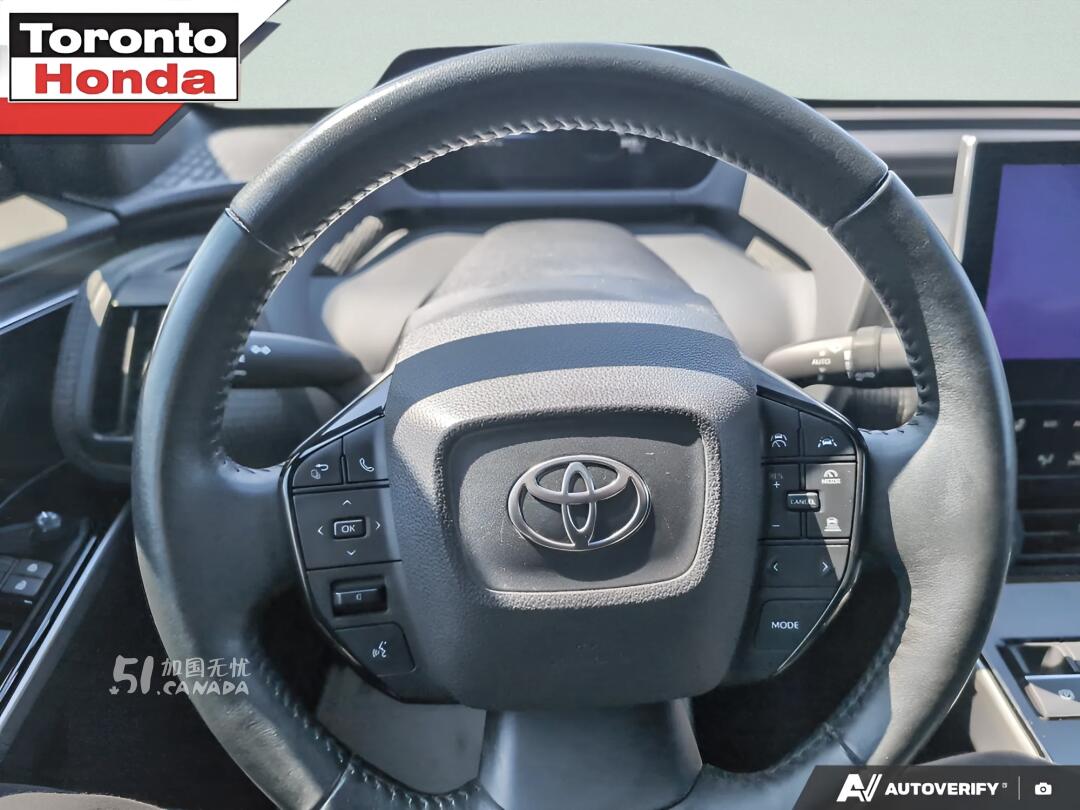 2023 Toyota bZ4X view 6