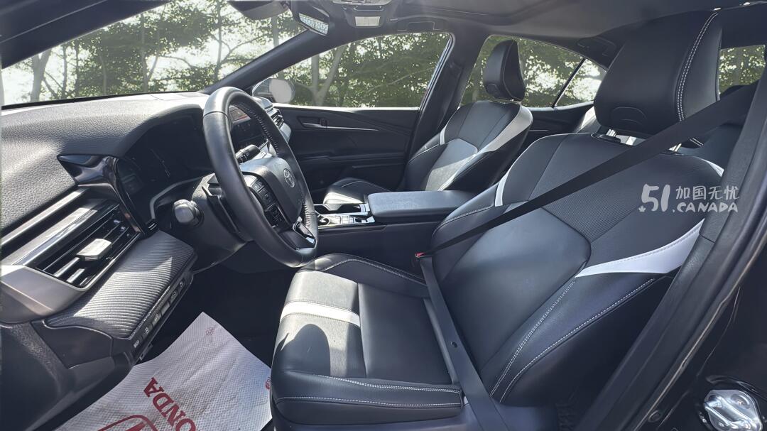 2025 Toyota Camry view 5