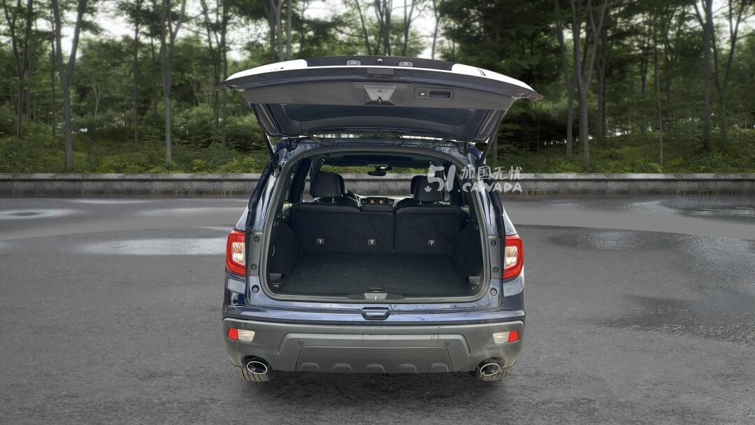 2019 Honda Passport view 8