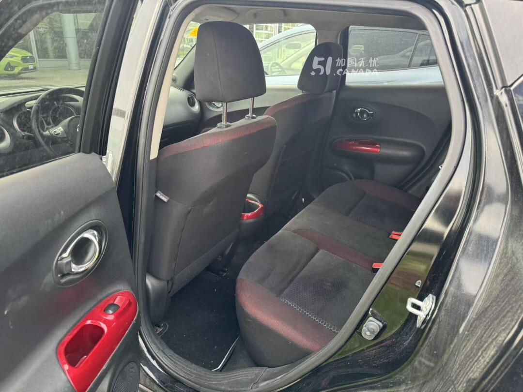 2016 Nissan Juke view 9