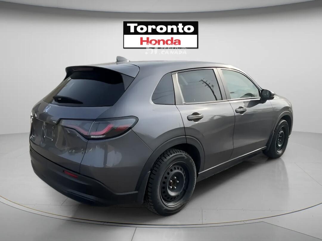 2024 Honda HR-V view 5