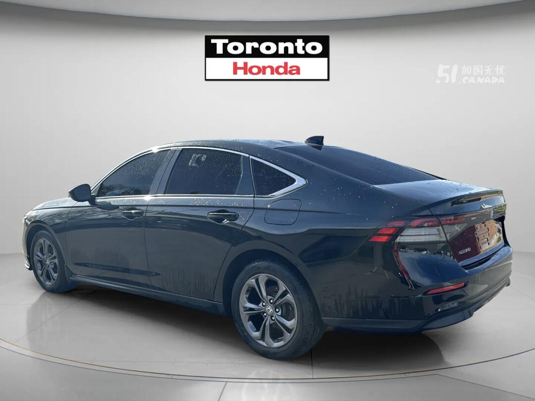 2024 Honda Accord view 3