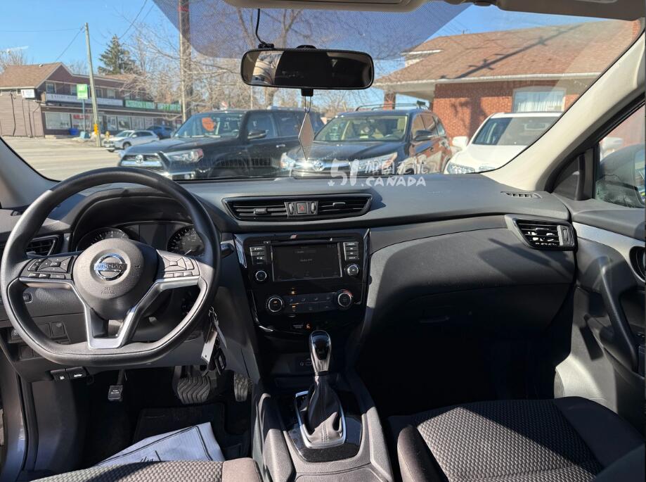 2019 Nissan Qashqai view 4