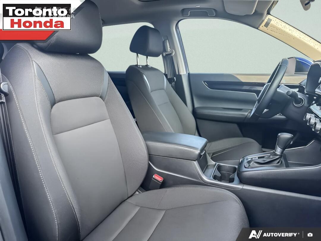 2025 Honda CR-V view 5