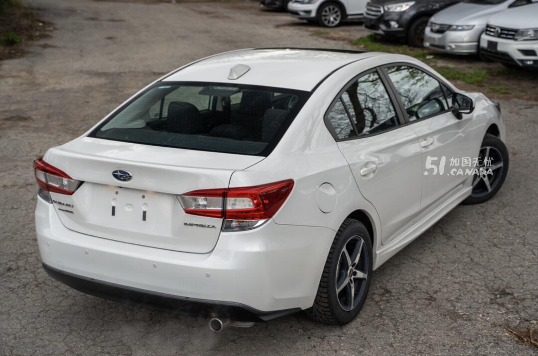 2020 Subaru Impreza view 4